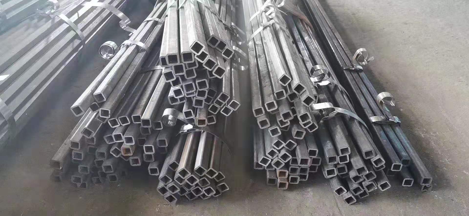 太鋼同比生產(chǎn)小口徑精密無(wú)縫管質(zhì)量不行